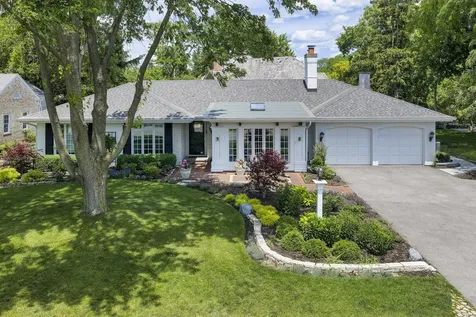 1224 Ridgewood Drive Northbrook IL 60062