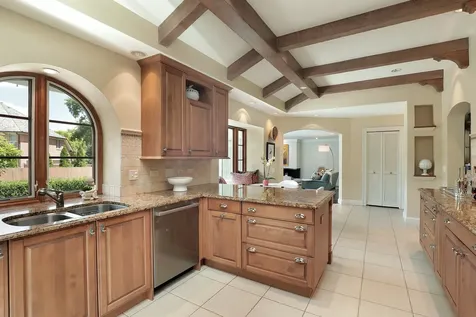 1224 Ridgewood Drive Northbrook IL 60062
