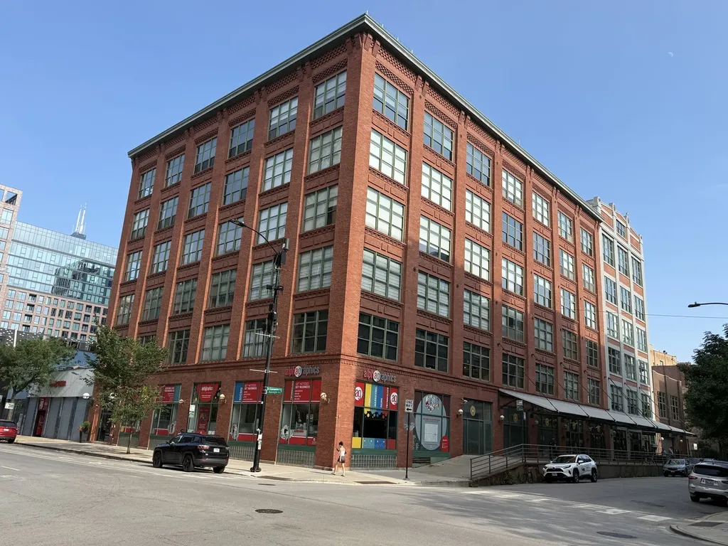 1017 West Washington Boulevard Chicago IL 60607