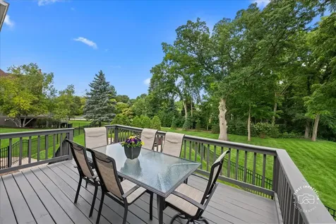 3406 Greenwood Lane St. Charles IL 60175