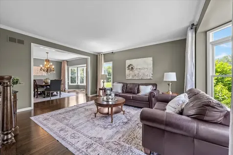 3406 Greenwood Lane St. Charles IL 60175