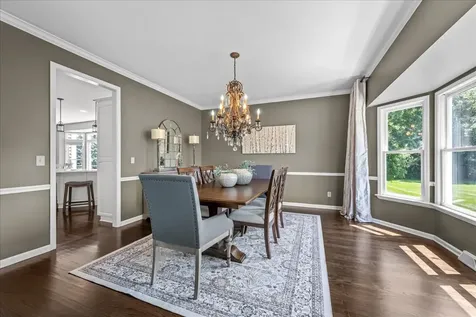 3406 Greenwood Lane St. Charles IL 60175