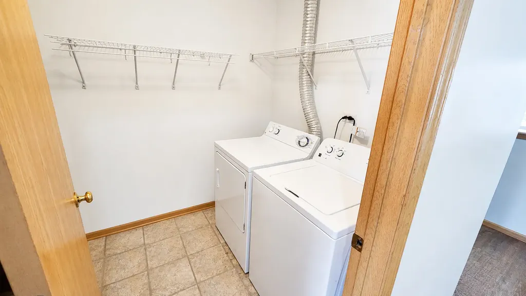2255 Georgetown Circle Aurora IL 60503