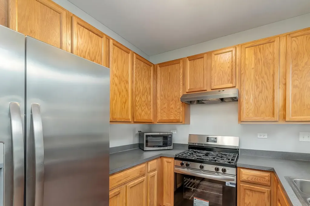 2255 Georgetown Circle Aurora IL 60503
