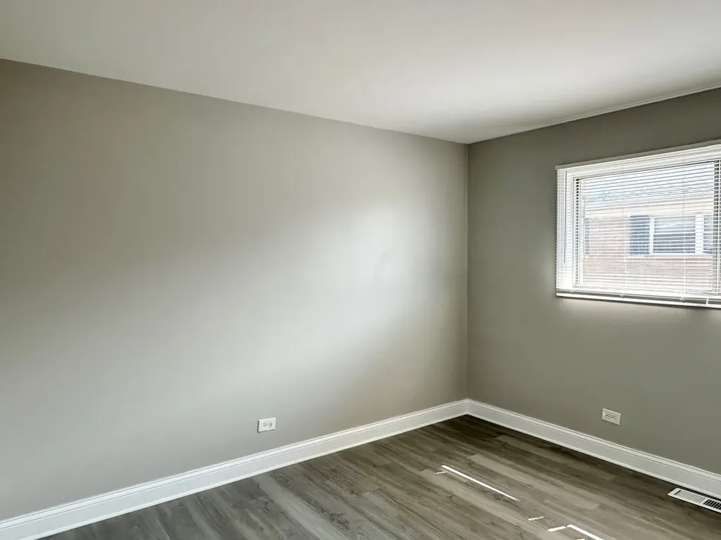 1719 East Roosevelt Road Wheaton IL 60187