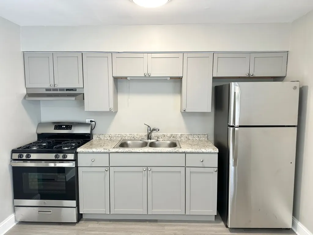 1719 East Roosevelt Road Wheaton IL 60187