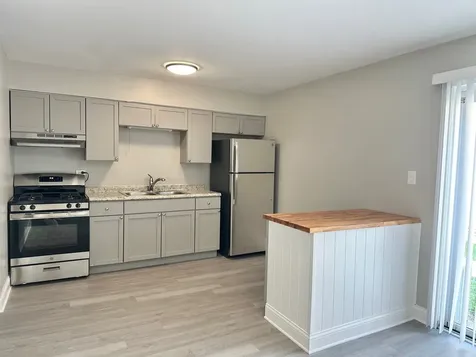 1719 East Roosevelt Road Wheaton IL 60187