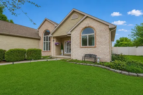219 Greenbriar Lane Bourbonnais IL 60914