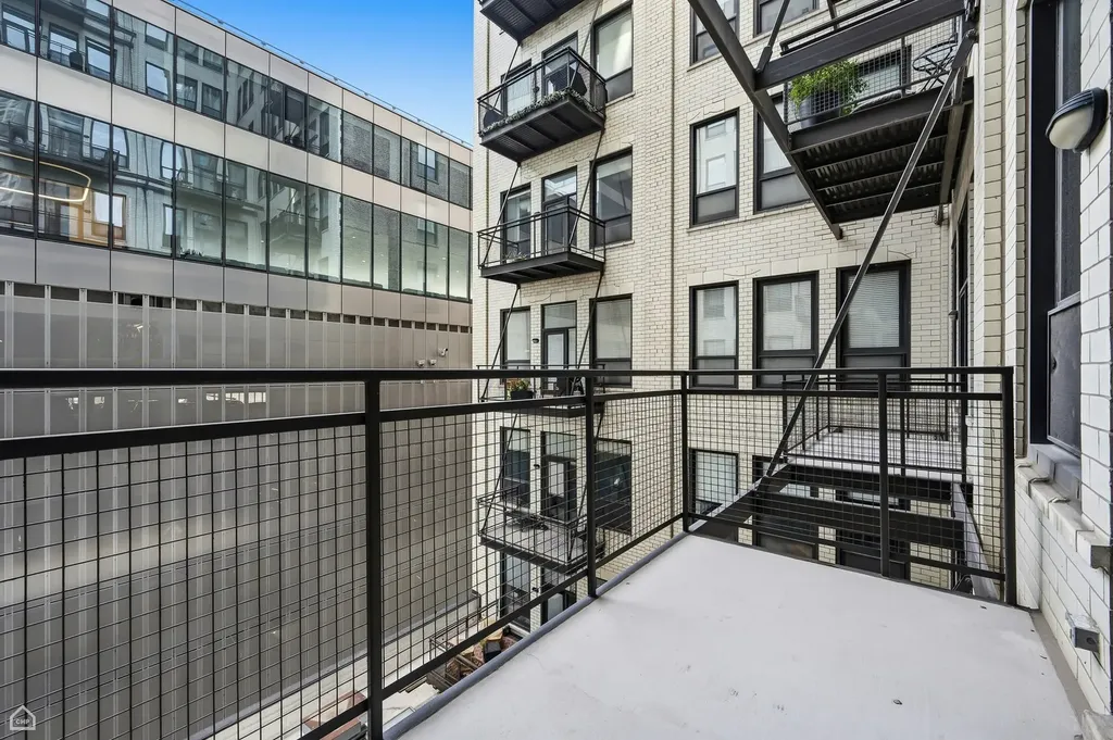910 South Michigan Avenue Chicago IL 60605