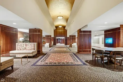 910 South Michigan Avenue Chicago IL 60605