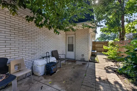 2217 Westwood Drive Hillside IL 60162