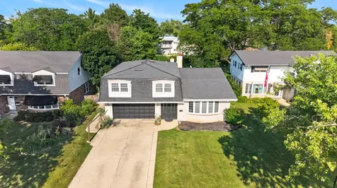 2217 Westwood Drive Hillside IL 60162