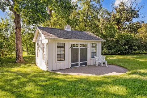 6N302 Oakwood Drive St. Charles IL 60175