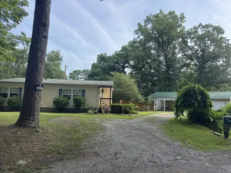 108 Robin Drive Benton IL 62812