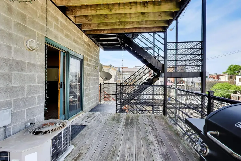1026 North Ashland Avenue Chicago IL 60622