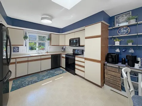 550 North Sierra Drive Freeport IL 61032
