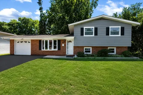 1460 Indian Hill Avenue Hanover Park IL 60133
