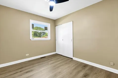 1460 Indian Hill Avenue Hanover Park IL 60133