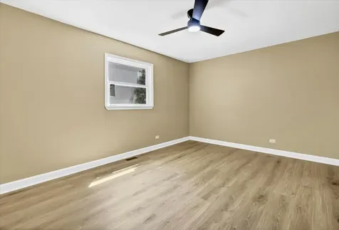 1460 Indian Hill Avenue Hanover Park IL 60133
