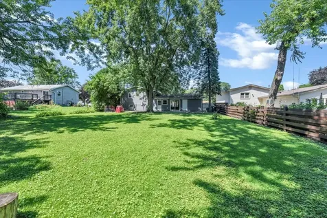 1460 Indian Hill Avenue Hanover Park IL 60133