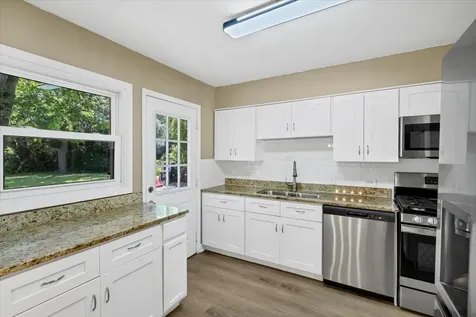 1460 Indian Hill Avenue Hanover Park IL 60133