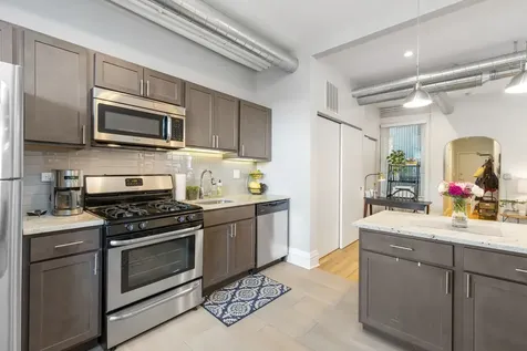 846 West Sheridan Road Chicago IL 60613