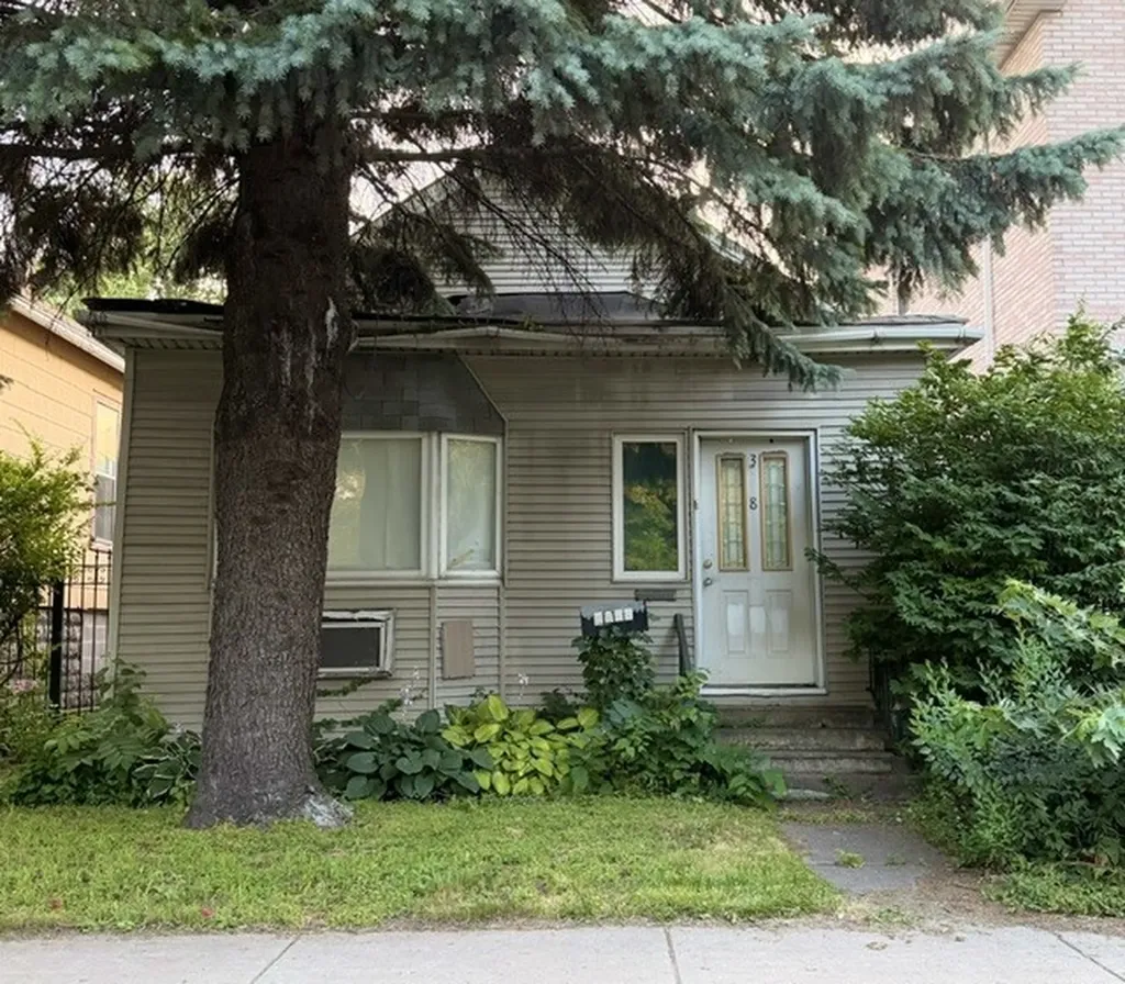 3538 South Western Avenue Chicago IL 60609