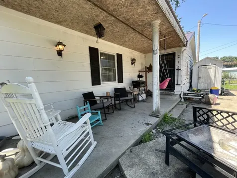 215 Jefferson Street Metcalf IL 61940