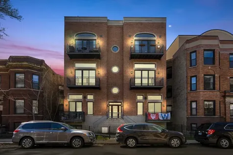 3734 North Wilton Avenue Chicago IL 60613