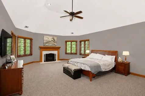 41w087 Highwood Court Campton Hills IL 60119