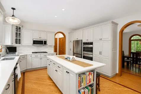 41w087 Highwood Court Campton Hills IL 60119