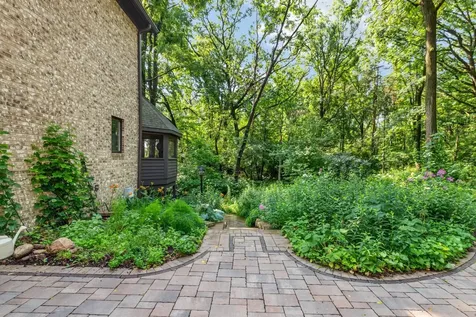 41w087 Highwood Court Campton Hills IL 60119