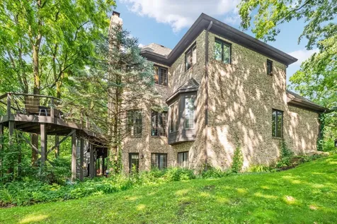 41w087 Highwood Court Campton Hills IL 60119