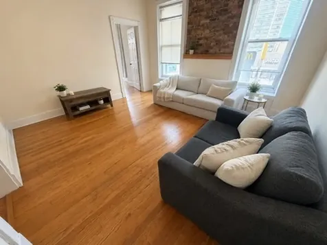 2638 North Clark Street Chicago IL 60614