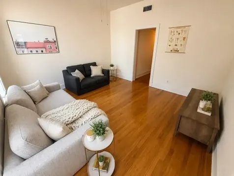 2638 North Clark Street Chicago IL 60614