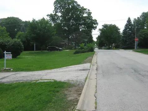 1007 Prairie Lawn Road Glenview IL 60025
