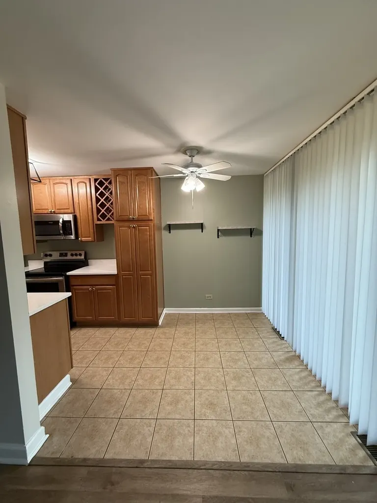 6000 Oakwood Drive Lisle IL 60532