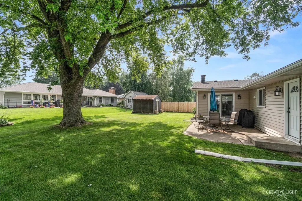 2160 West Illinois Avenue Aurora IL 60506