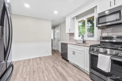 2160 West Illinois Avenue Aurora IL 60506