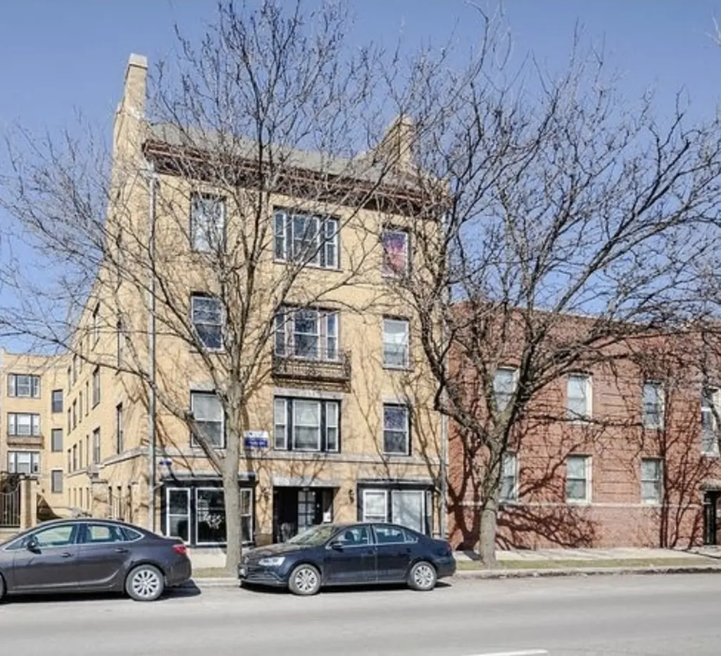 3808 West Irving Park Road Chicago IL 60618