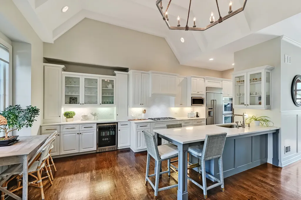 740 Phillippa Street Hinsdale IL 60521