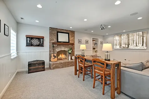740 Phillippa Street Hinsdale IL 60521