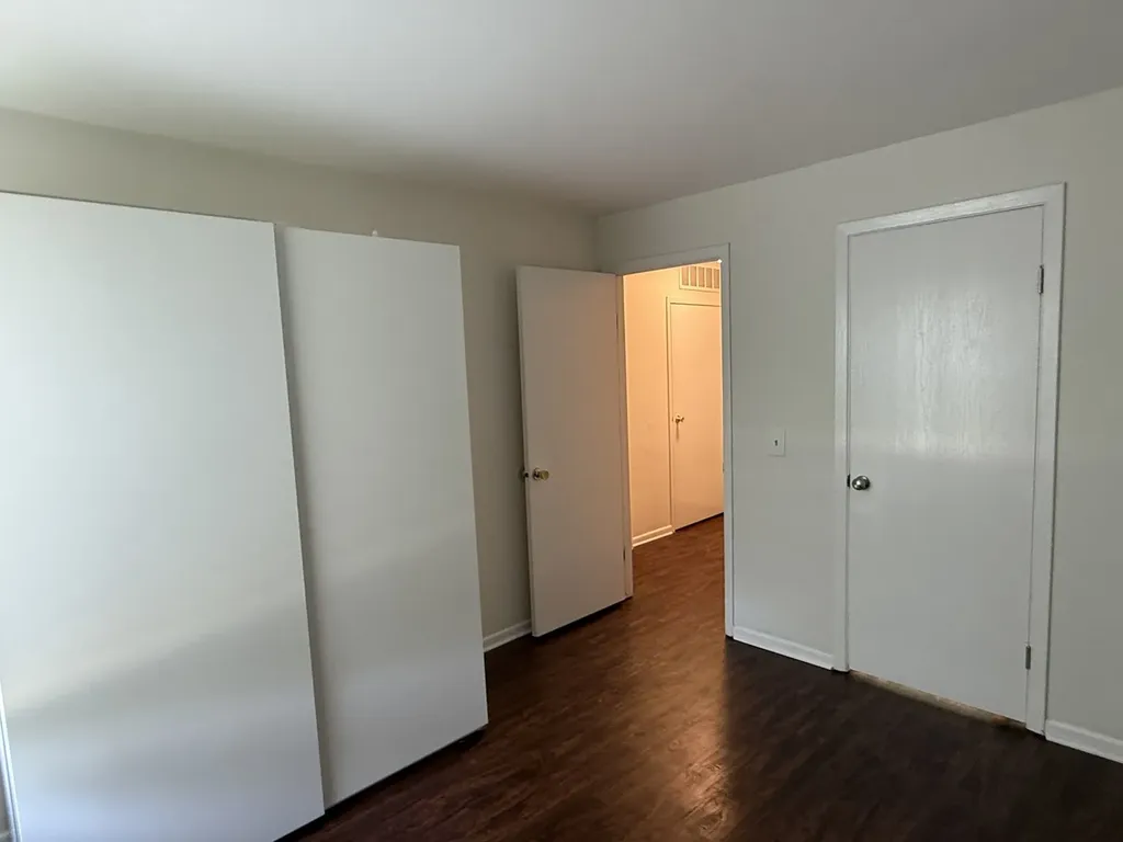1581 Raymond Drive Naperville IL 60563