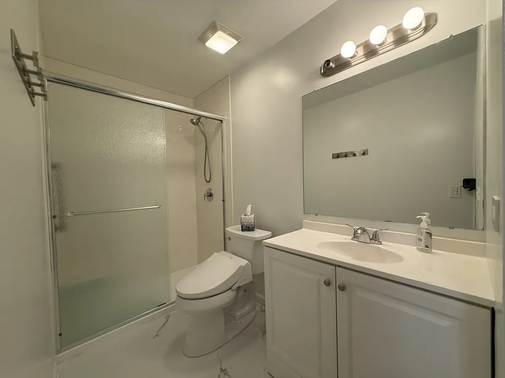 1581 Raymond Drive Naperville IL 60563