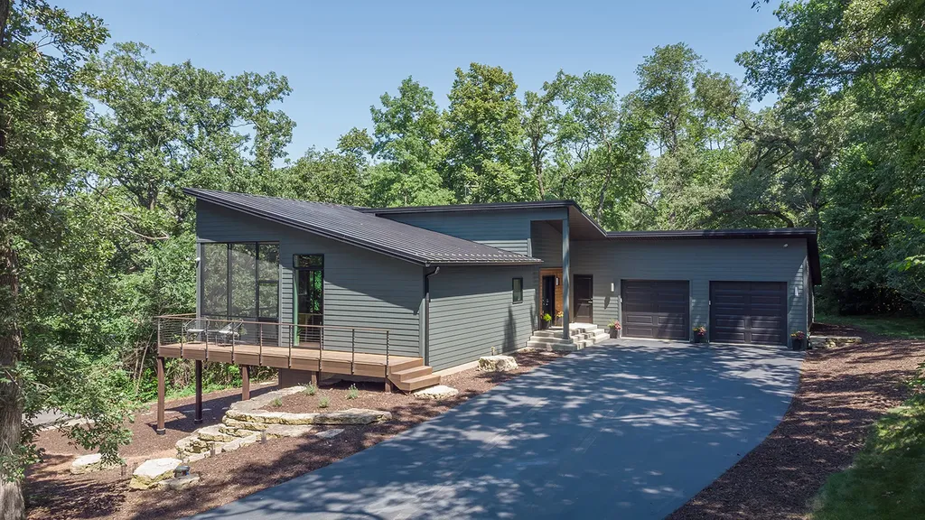 8383 West Mound Road Lena IL 61048