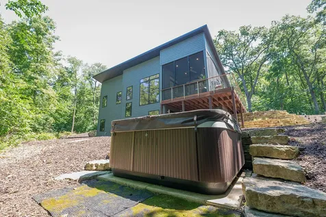 8383 West Mound Road Lena IL 61048