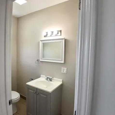 3614 West Mclean Avenue Chicago IL 60647