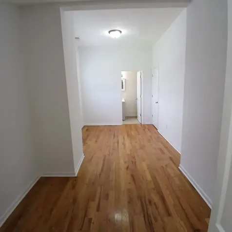 3614 West Mclean Avenue Chicago IL 60647