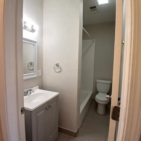 3614 West Mclean Avenue Chicago IL 60647