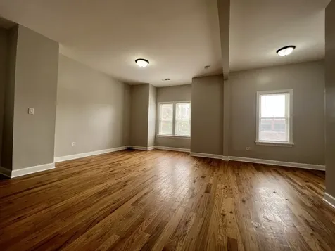 3614 West Mclean Avenue Chicago IL 60647